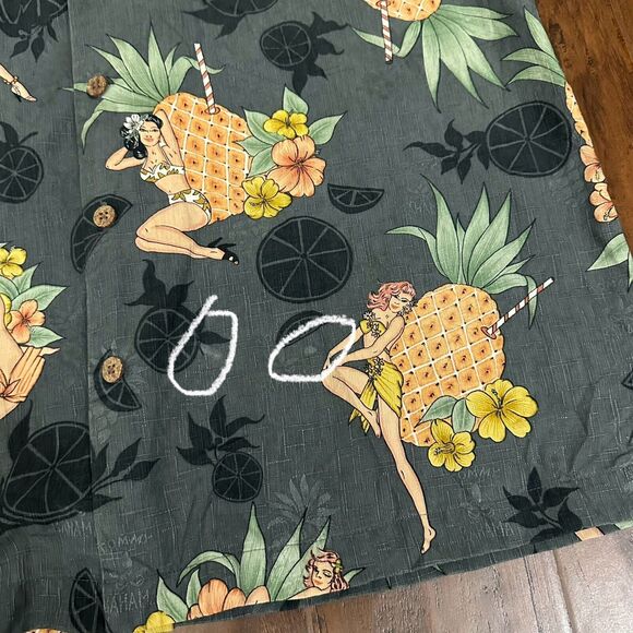 TOMMY BAHAMA Silk Hawaiian SS Shirt Gray Pin-Up Girl Pineapple Beach - Picture 5 of 8